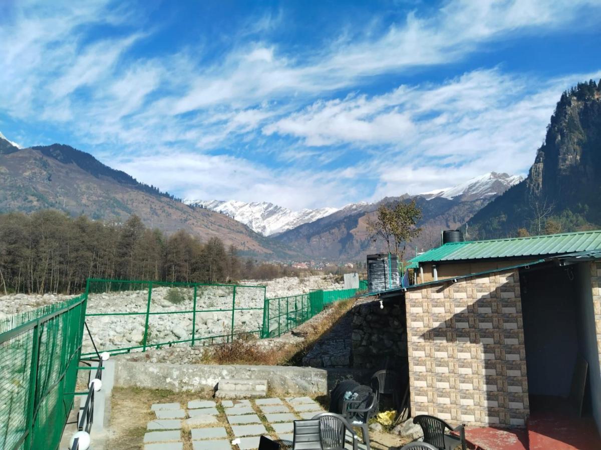 Hotel Flora Hills View Manāli Exterior foto